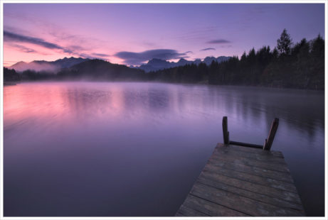 Ranní klid u jezera Geroldsee - fotografický workshop Malebné podzimní Bavorsko